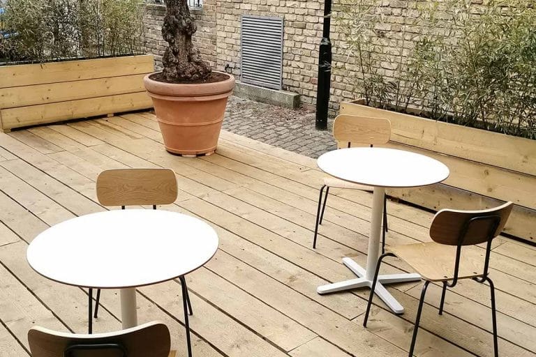 Outdoor Workspace